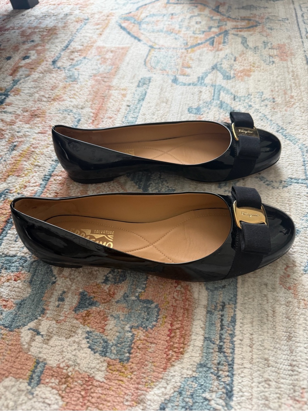 Salvatore Ferragamo Black Varina Patent Leather Bow Ballerina Flats - Picture 3 of 6